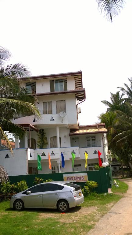 Hotel The Finz Hikkaduwa Zewnętrze zdjęcie