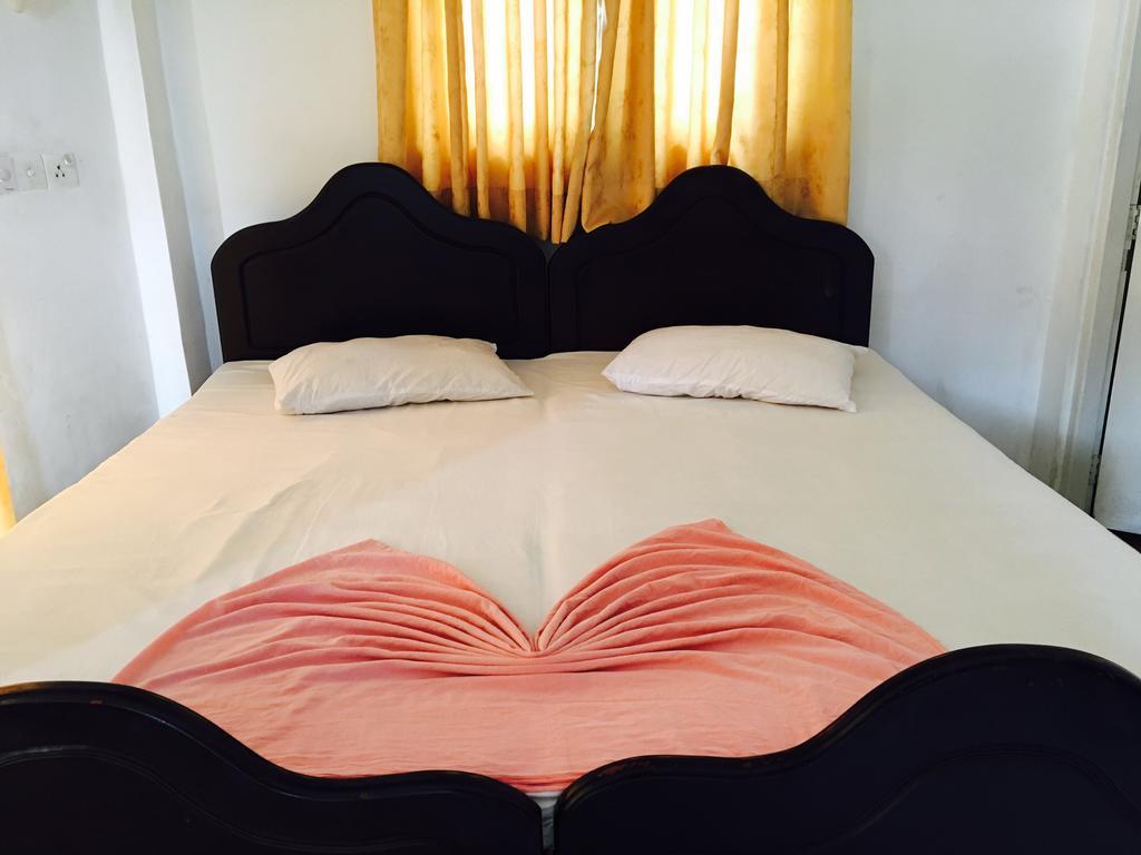 Hotel The Finz Hikkaduwa Zewnętrze zdjęcie