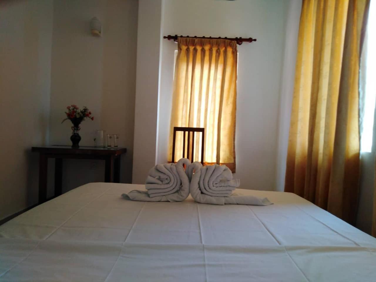 Hotel The Finz Hikkaduwa Zewnętrze zdjęcie